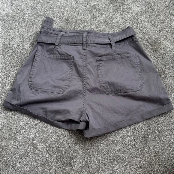 Arizona Jean Company Gray Women's Shorts - Picture 4 of 5